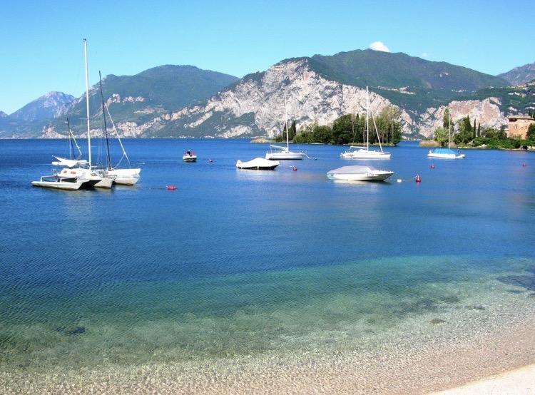 Residenza Il Rustico Lago Maggiore 格拉韦洛纳托切 客房 照片